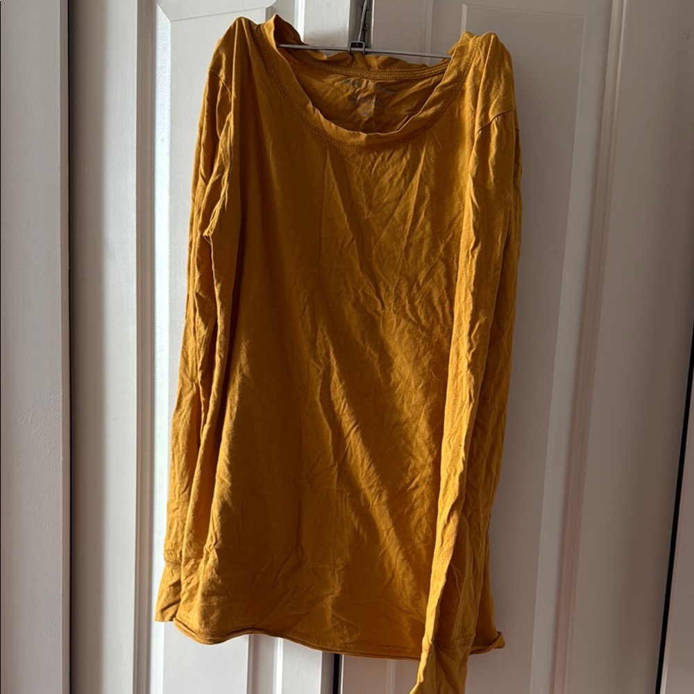 Pur Gold Long Sleeve Relaxed Tee